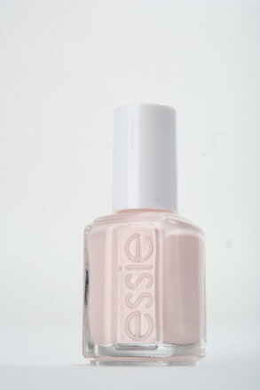 ESSIE lak South of the Hi'way 13,5 ml